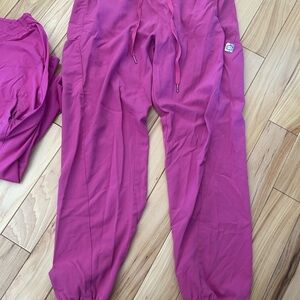 Wonderwink Hot Pink Jogger Pants and Matching Scrub Top